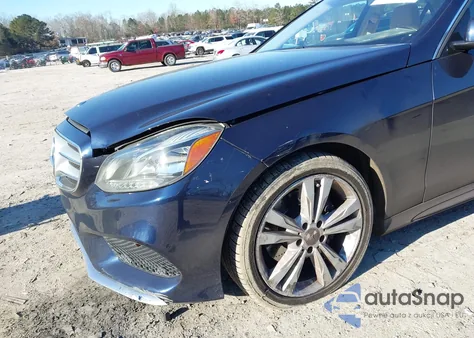 2015 Mercedes-Benz E 350 4Matic из США, поврежденный, VIN WDDHF8JB7FB137374
